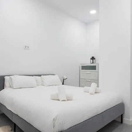 Comfortable 1 Bathroom Apartamento *